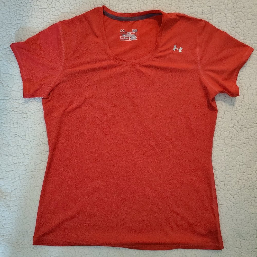 Under Armour Fitted Shirt Size Medium